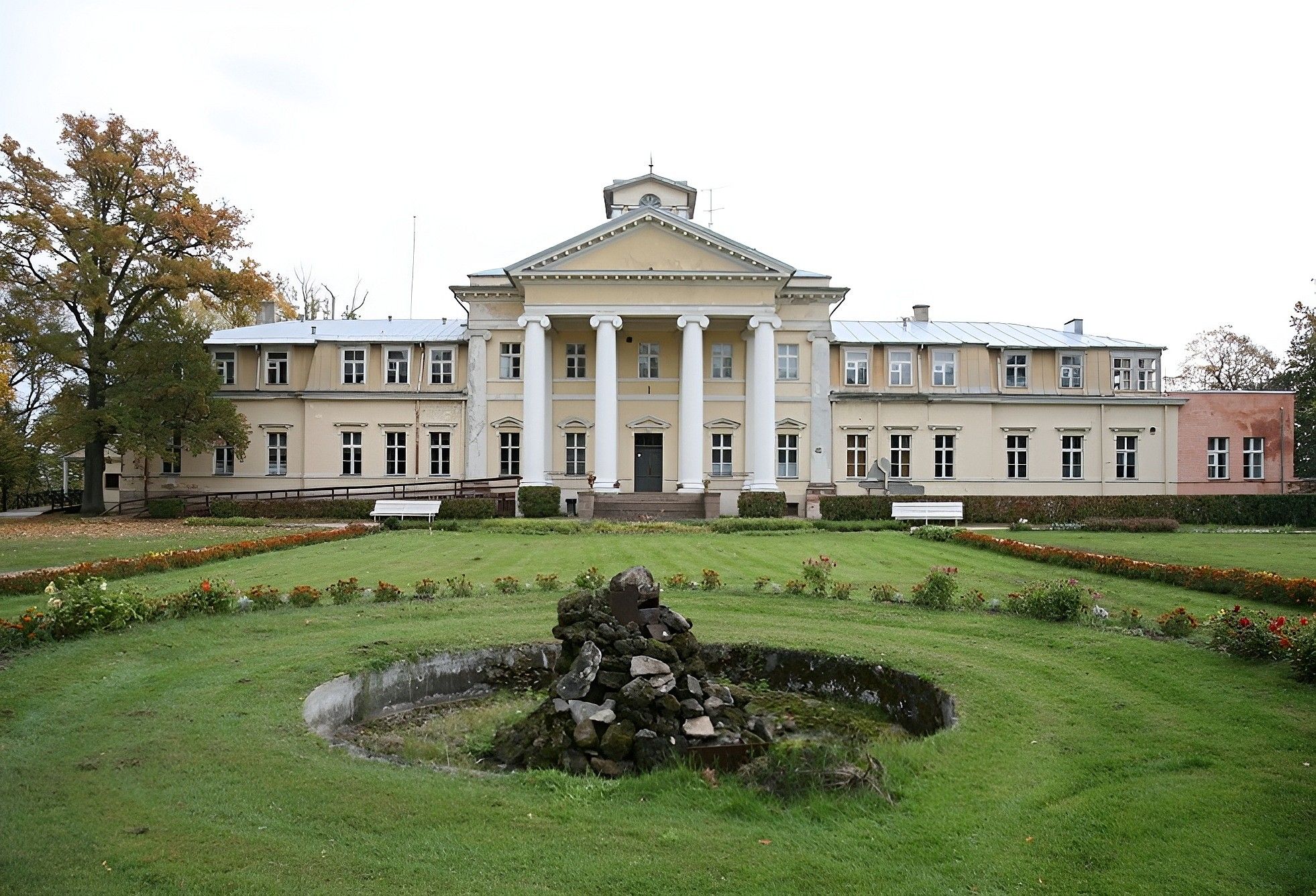 Images Kasteel Krimulda in Letland te koop