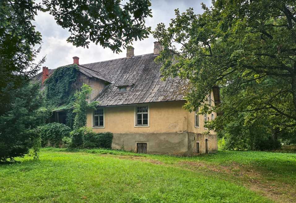 Images Bilskas muiža - Landhuis in Letland te koop