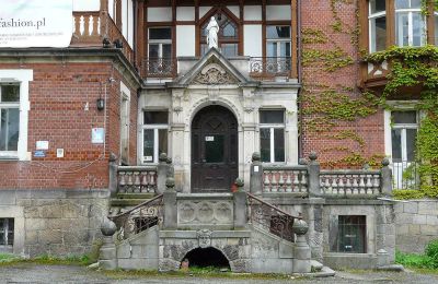Historische villa te koop Kudowa-Zdrój, Zdrojowa 36, Neder-Silezië,, Ingang