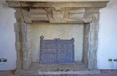 Burcht te koop 06060 Pian di Marte, Torre D’Annibale, Umbria, Open haard