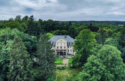 Propriétés, Château en Poméranie avec un beau parc