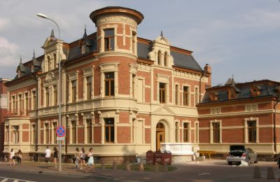 Propriétés, PALAIS A VENDRE - HORS MARCHE