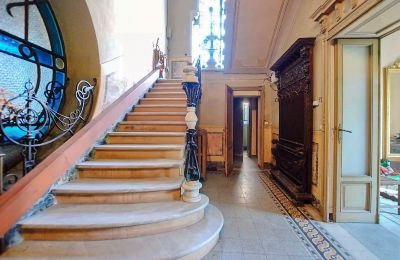 Historische villa te koop Golasecca, Lombardije, Trap