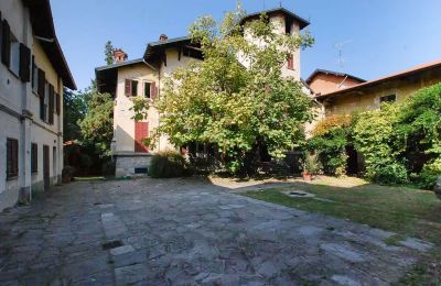 Historische villa te koop Golasecca, Lombardije, Vooraanzicht