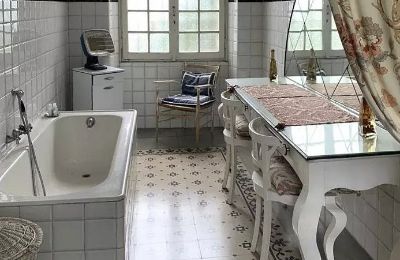 Château à vendre Cavallirio, Piémont:  Salle de bain