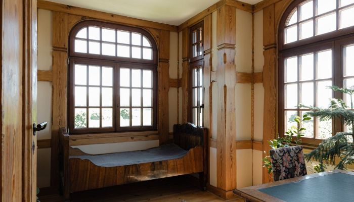 Historische villa te koop Strzelin, Neder-Silezië,  Polen