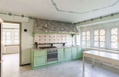 Villa historique à vendre 28040 Lesa, Piémont:  Cuisine