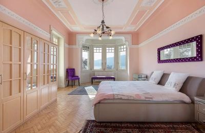 Villa historique à vendre Verbano-Cusio-Ossola, Suna, Piémont:  Chambre à coucher