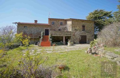 Ferme à vendre 06019 Preggio, Ombrie:  Vue extérieure