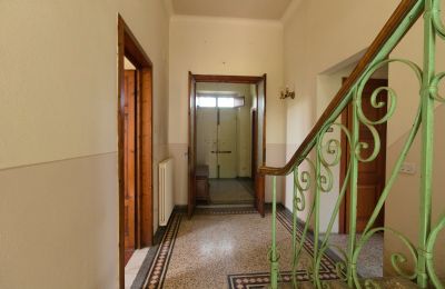 Historische villa te koop Lucca, Toscane, Trappenhuis