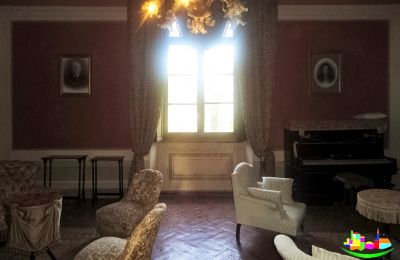 Château à vendre 06055 Marsciano, Ombrie:  Salle de séjour