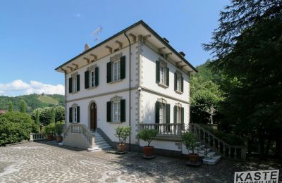 Demeure historique à vendre Bagni di Lucca, Toscane, Image 2/16