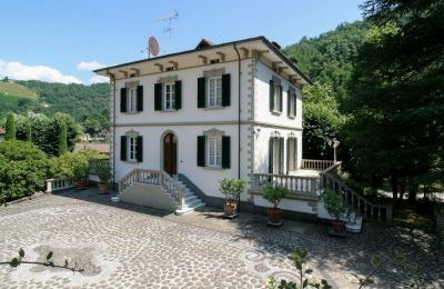 Demeure historique à vendre Bagni di Lucca, Toscane, Image 1/16