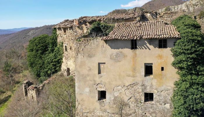 Château médiéval Pietralunga 1