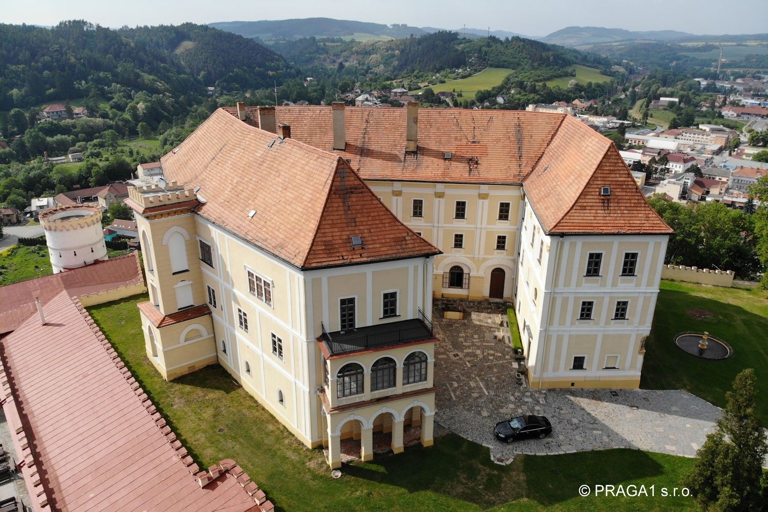 Images Prachtig renaissancekasteel in het idyllische Olomouc, Noord-Moravië