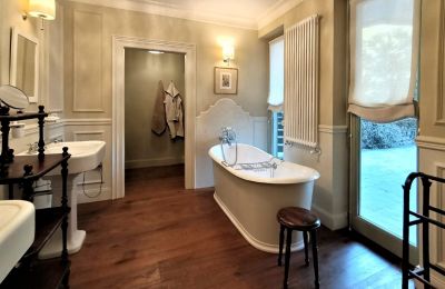 Villa historique à vendre 28824 Oggebbio, Piémont:  Salle de bain