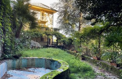 Historische villa te koop 28824 Oggebbio, Piemonte, Tuin