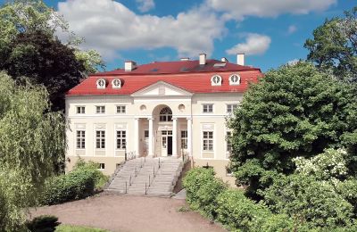 Kasteel te koop Samotwór, Neder-Silezië, Vooraanzicht