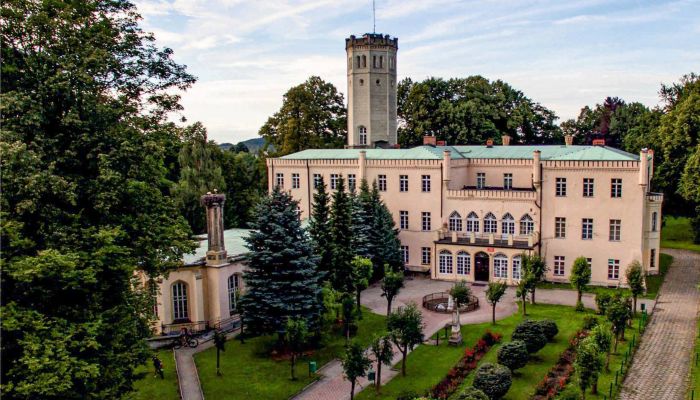 Kasteel te koop Mysłakowice, Neder-Silezië,  Polen