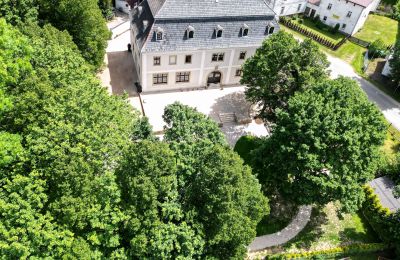 Landhuis te koop Sędzisław, Dwór w Sędzisławiu, Neder-Silezië, Dronefoto