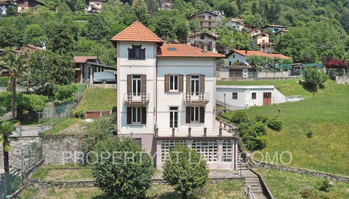 Villa historique à vendre Dizzasco, Lombardie,  Italie