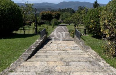Landhuis te koop Nigrán, Galicië, Eigendom