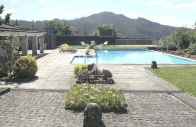 Landhuis te koop Nigrán, Galicië, Zwembad