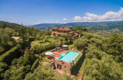 Propriétés,  Propriété toscane avec deux villas à Monsummano Terme