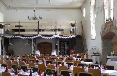 Kerk à vendre 78591 Durchhausen, Vordere Kirchgasse  6, Baden-Württemberg, hergerichtet für eine Veranstaltung ...