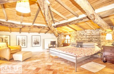 Maison de campagne à vendre Pescaglia, Toscane:  Chambre à coucher