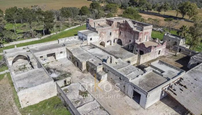 Domaine de 52 hectares dans les Pouilles comme propriété d'investissement