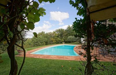 Landelijk huis te koop 06019 Preggio, Umbria, Foto 3/32