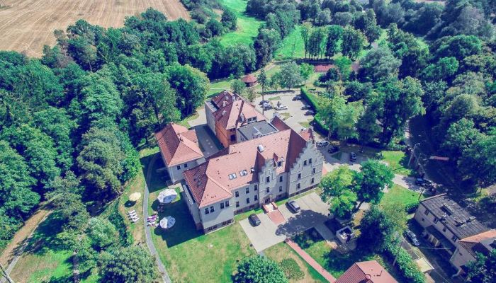 Historisch vastgoed te koop Niemcza, Neder-Silezië,  Polen