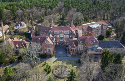 Biens historiques, Hôpital historique dans une zone forestière en Brandebourg