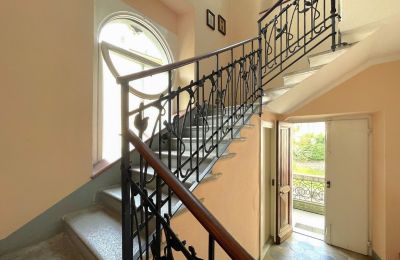 Kasteel appartement te koop Luino, Lombardije, Trappenhuis