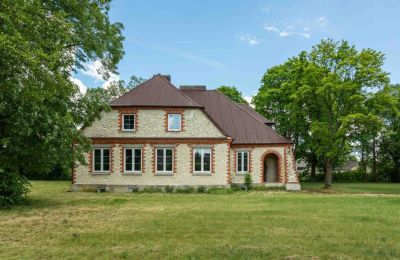 Historische villa te koop Piaski, Wolności 19, Łódź , Stara szkoła w Piaskach