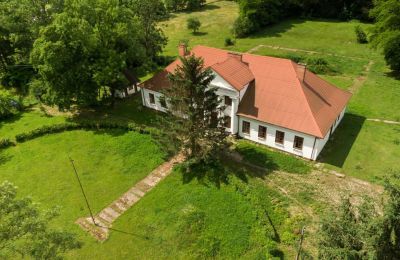 Landhuis te koop Rożnów, Dwór w Rożnowie, Klein-Polen, Dwór w Rożnowie