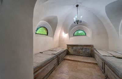 Landhuis te koop Poręba Żegoty, Ruiny Dworu Szembeków, Klein-Polen, Mausoleum