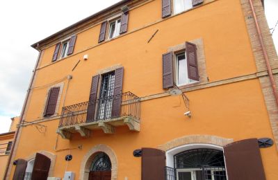 Historische villa te koop Offida, Marche, Vooraanzicht