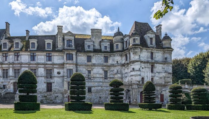 Château à vendre 95420 Magny-en-Vexin, Île-de-France,  France