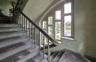 Historische villa te koop Toruń, Koejavië-Pommeren, Trappenhuis