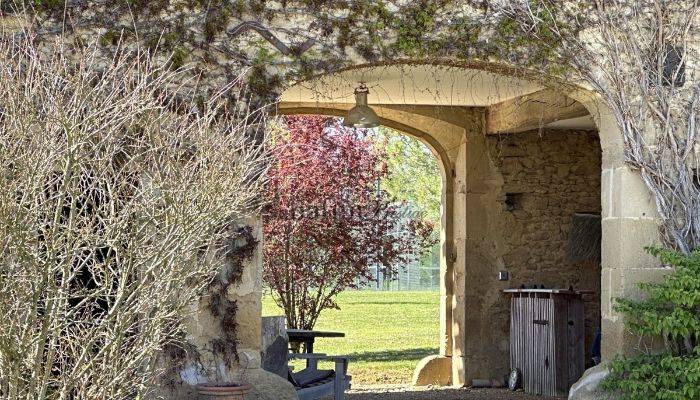 Historisch vastgoed te koop Mirande, Occitanie,  Frankrijk