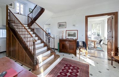Landhuis te koop Pau, Nouvelle-Aquitaine, Ingangshal