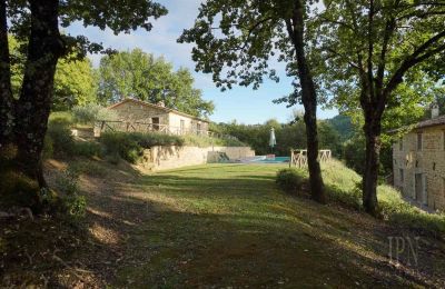 Landelijk huis te koop 06029 Valfabbrica, Umbria, Foto 17/49