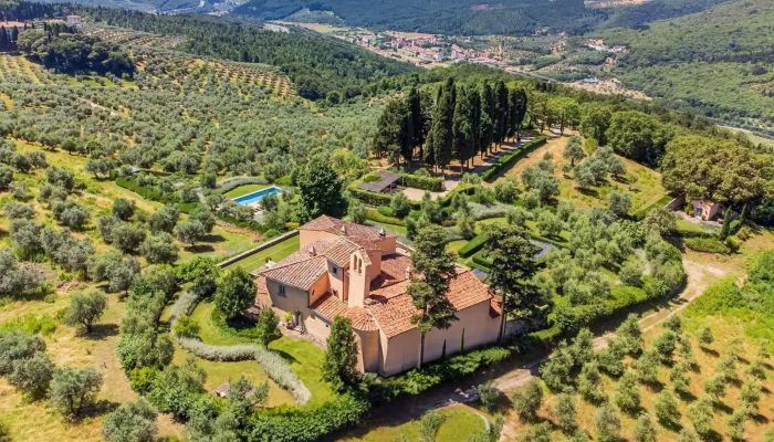 Exclusief landgoed uit de Renaissance op de heuvels van Florence