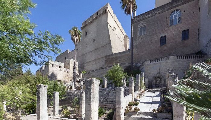 Paleis te koop Oria, Puglia,  Italië