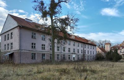 Kasteel te koop Dobrocin, Pałac w Dobrocinie, Ermland-Mazurië, Bijgebouw