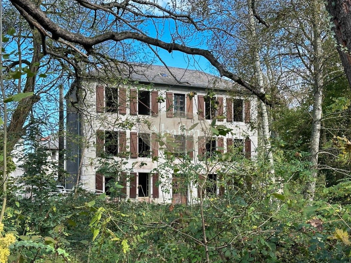 Images Oud pand met karakter voor renovatie