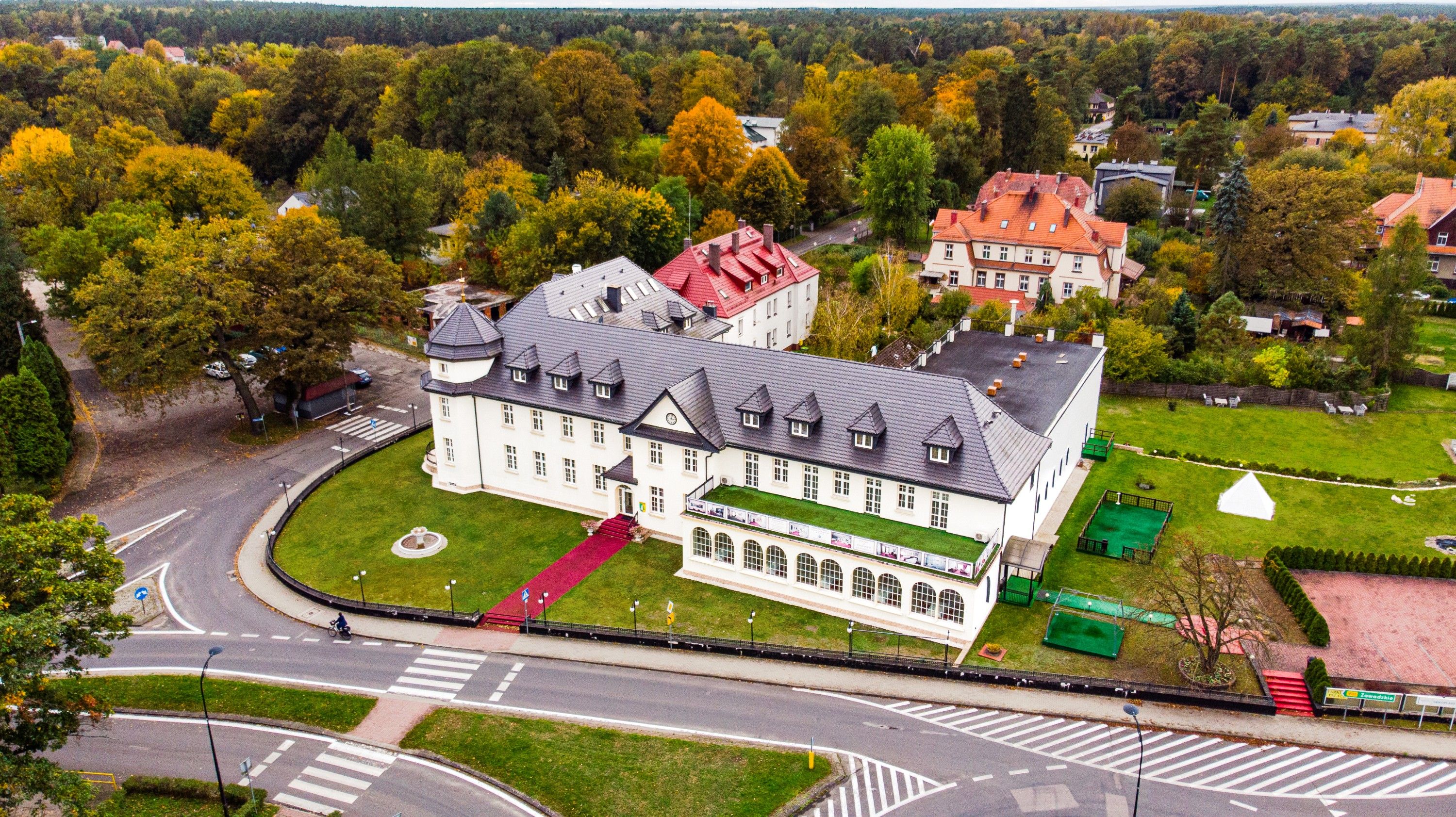 Photos Palais à Prawdzic - investissement en Silésie