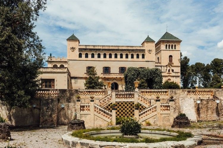 Images Kasteel en wijnmakerij bij Barcelona